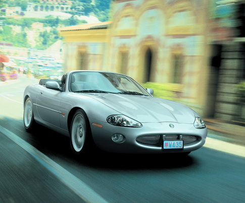 49.XKR Convertible.jpg